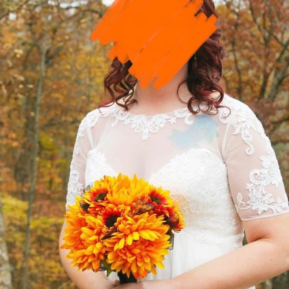 Wedding dress size 14 - Picture 2 of 4